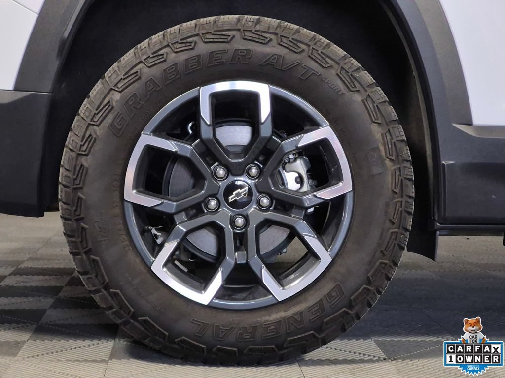 Certified 2026 Chevrolet Equinox ACTIV w/ Convenience Package III AWD/4WD image 30