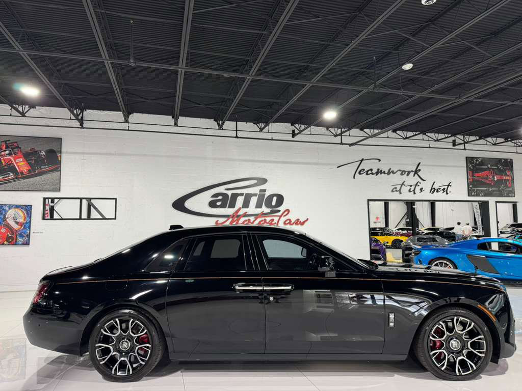 Used 2022 Rolls-Royce Ghost Black Badge image 8