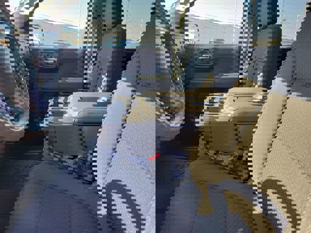 Certified 2020 Chevrolet Silverado 1500 Custom w/ Custom Value Package image 18