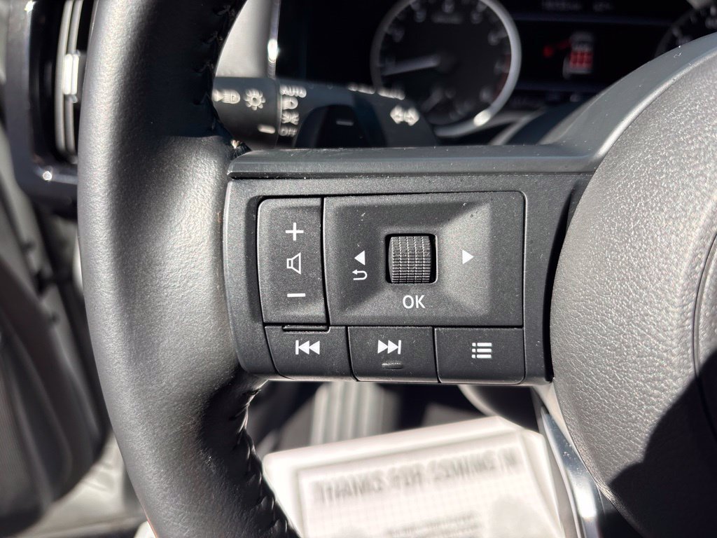 Certified 2025 Nissan Pathfinder SV AWD/4WD image 24