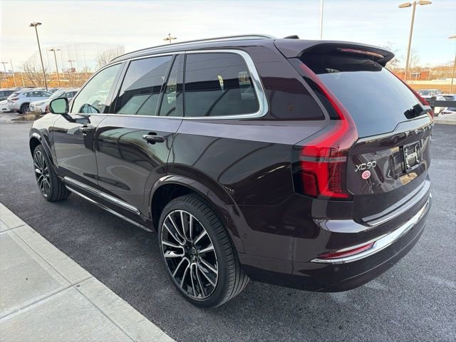 New 2026 Volvo XC90 B6 Plus w/ Protection Package Premier AWD/4WD image 5
