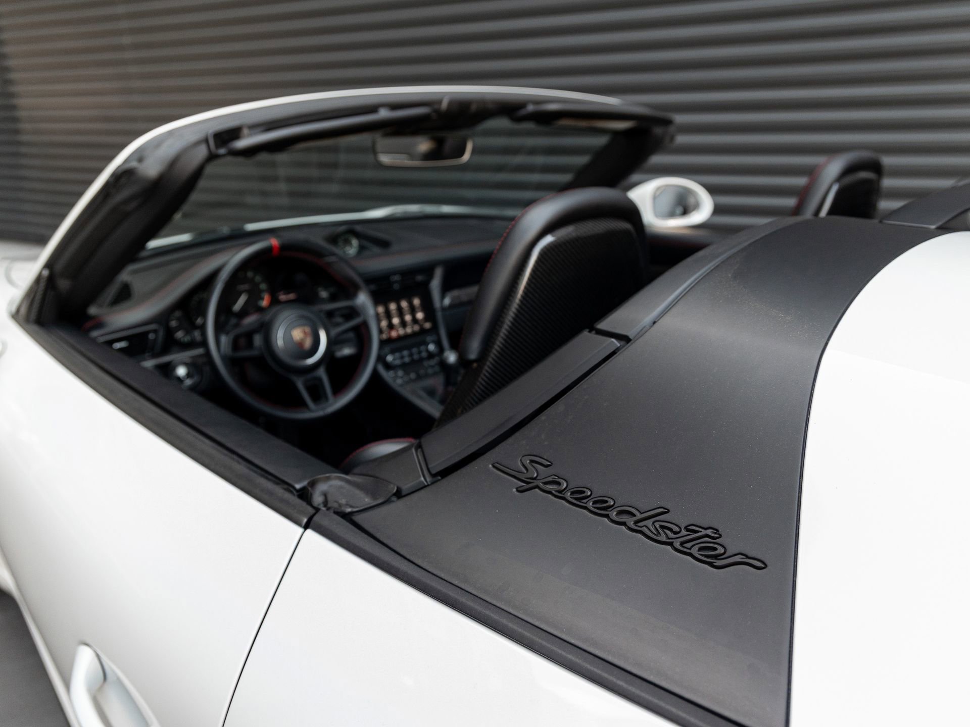 Certified 2019 Porsche 911 Speedster RWD image 16