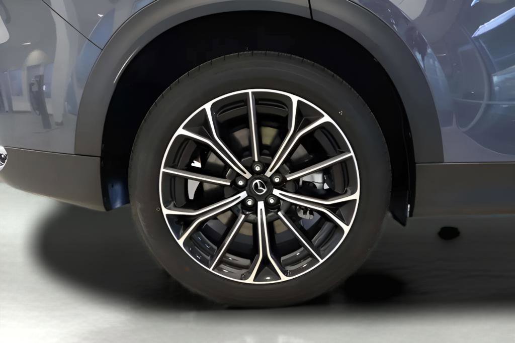 New 2025 MAZDA CX-70 Plug-In Hybrid w/ Premium Pkg AWD/4WD image 16