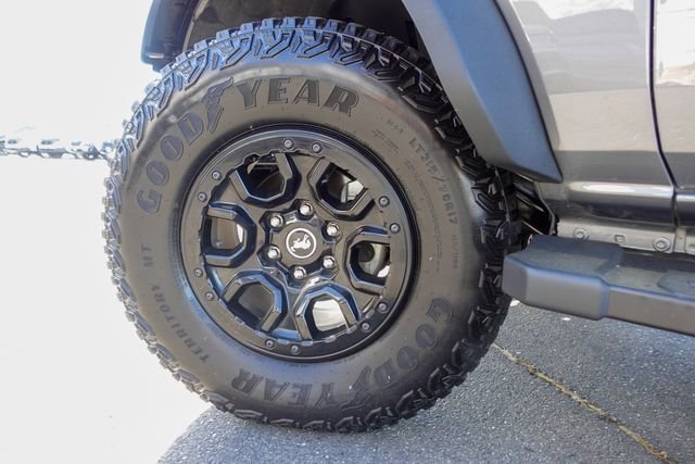 Used 2022 Ford Bronco Wildtrak image 11