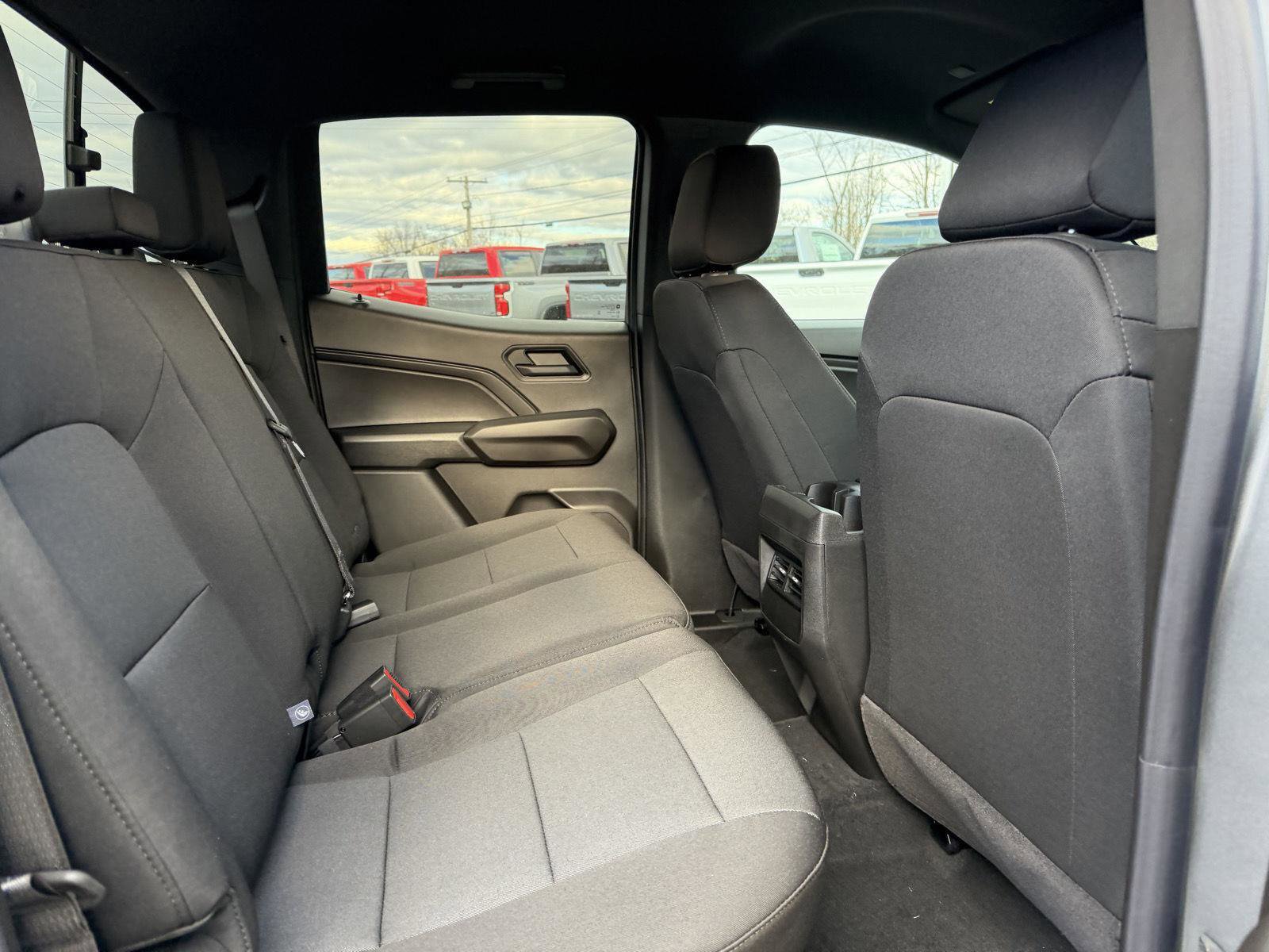 New 2026 Chevrolet Colorado W/T image 18
