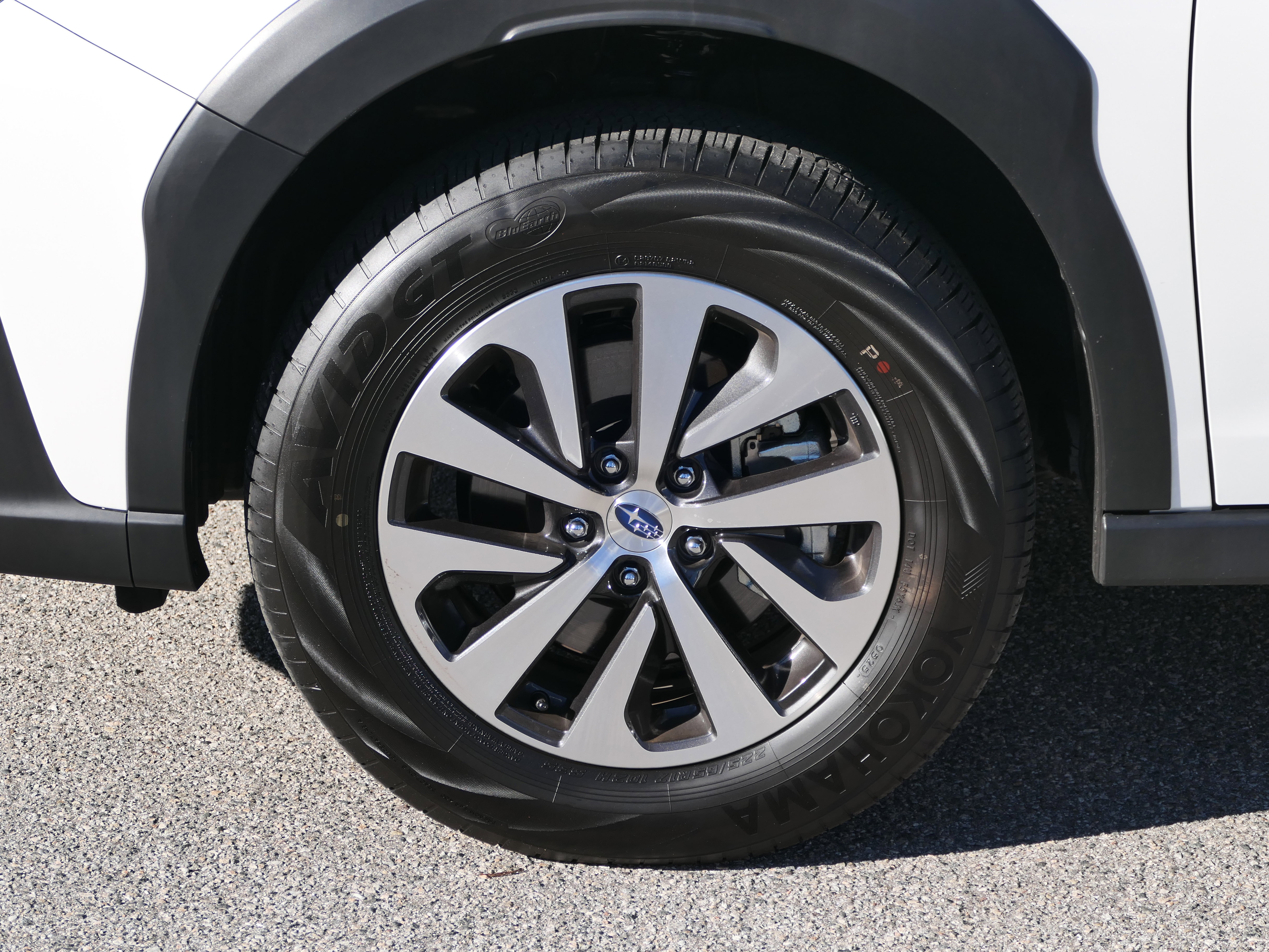 Certified 2025 Subaru Outback Premium image 9