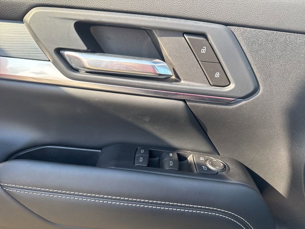 Used 2026 GMC Terrain Elevation image 16