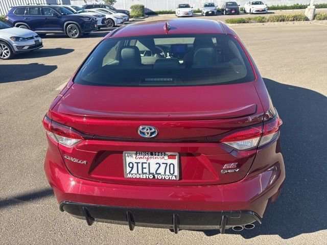 Used 2025 Toyota Corolla SE w/ Convenience Package image 8