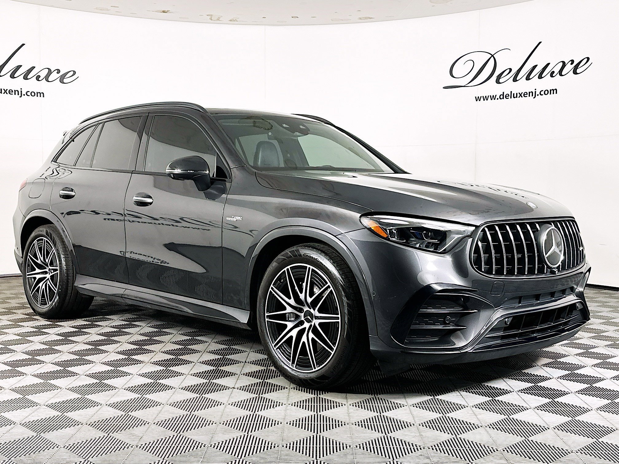 Used 2024 Mercedes-Benz GLC 43 AMG 4MATIC image 1