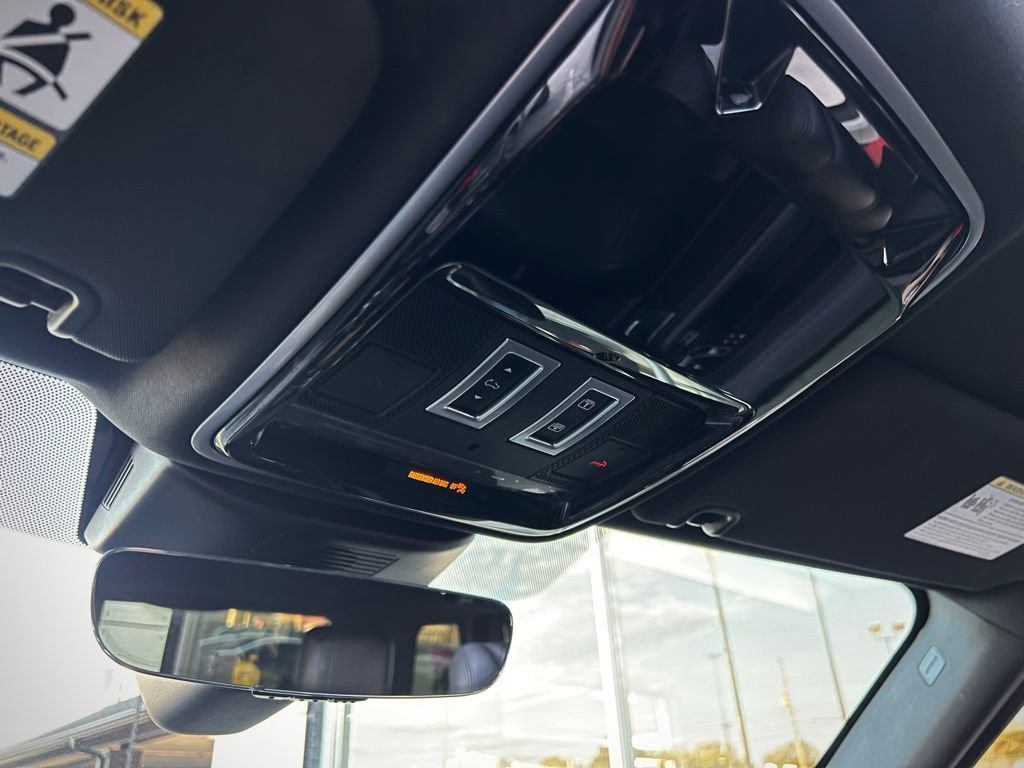 Used 2019 Land Rover Range Rover image 47