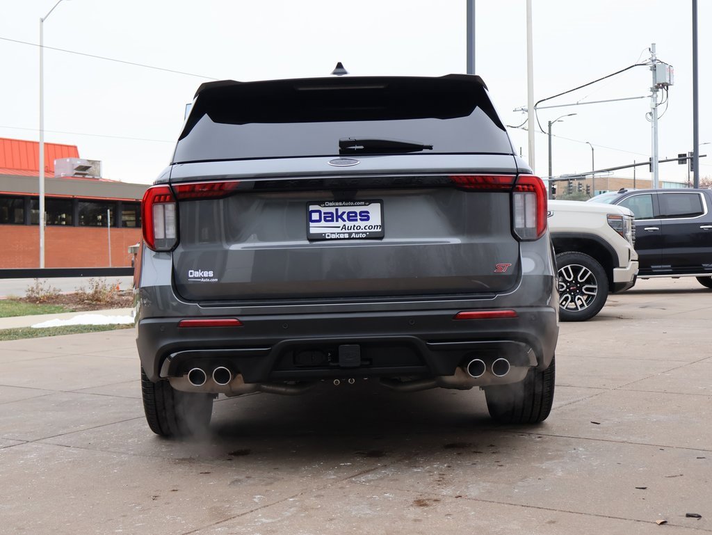 Used 2025 Ford Explorer ST w/ Sun And Sound Package image 6