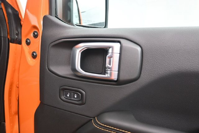 New 2026 Jeep Wrangler Unlimited Sahara AWD/4WD image 36