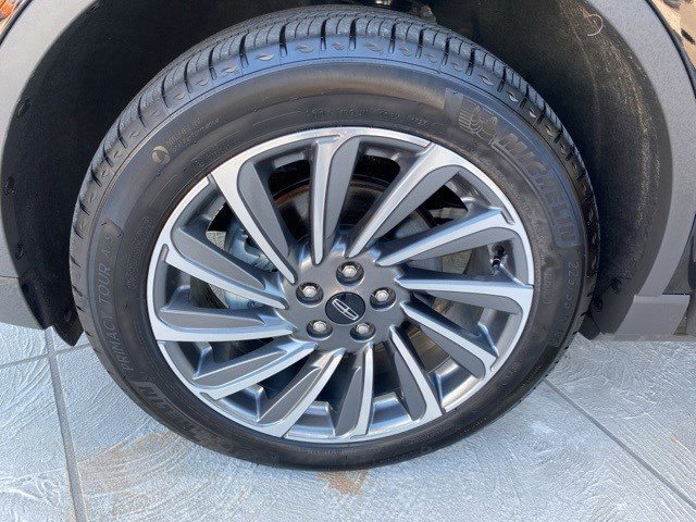 Used 2023 Lincoln Corsair Reserve image 29