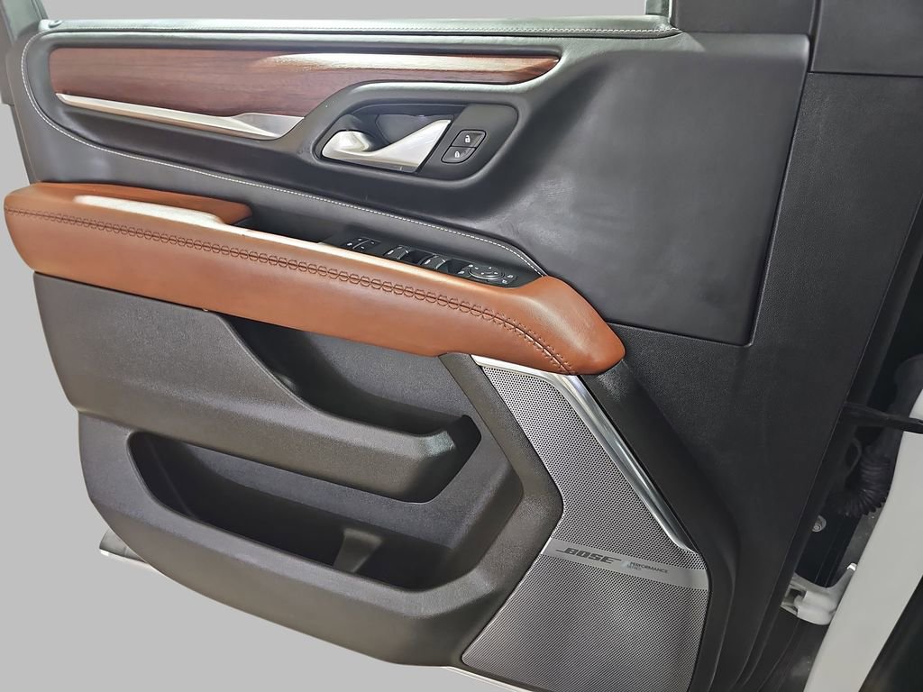Certified 2024 GMC Yukon XL Denali Ultimate AWD/4WD image 34