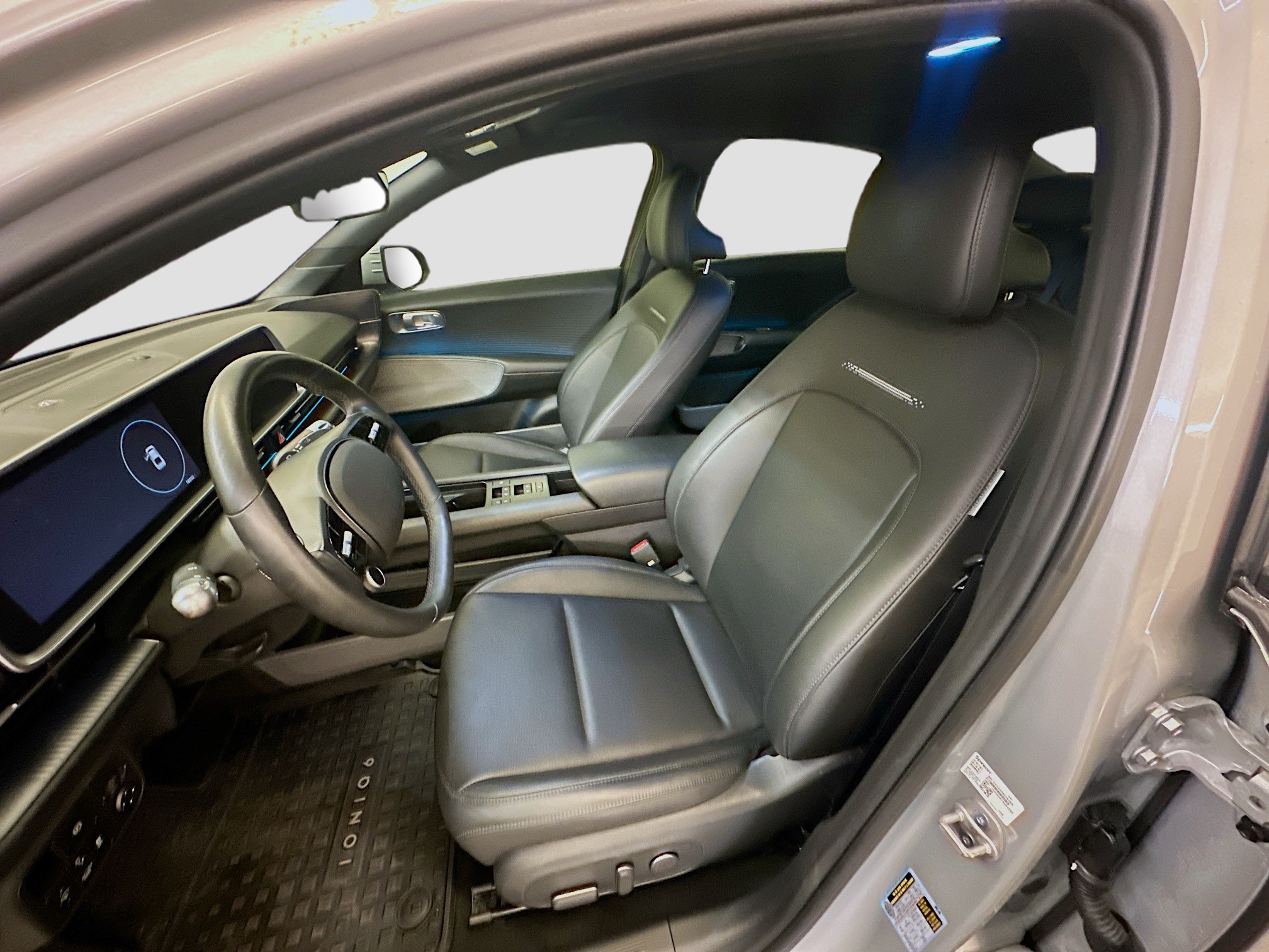 Used 2023 Hyundai Ioniq 6 SEL AWD/4WD image 13