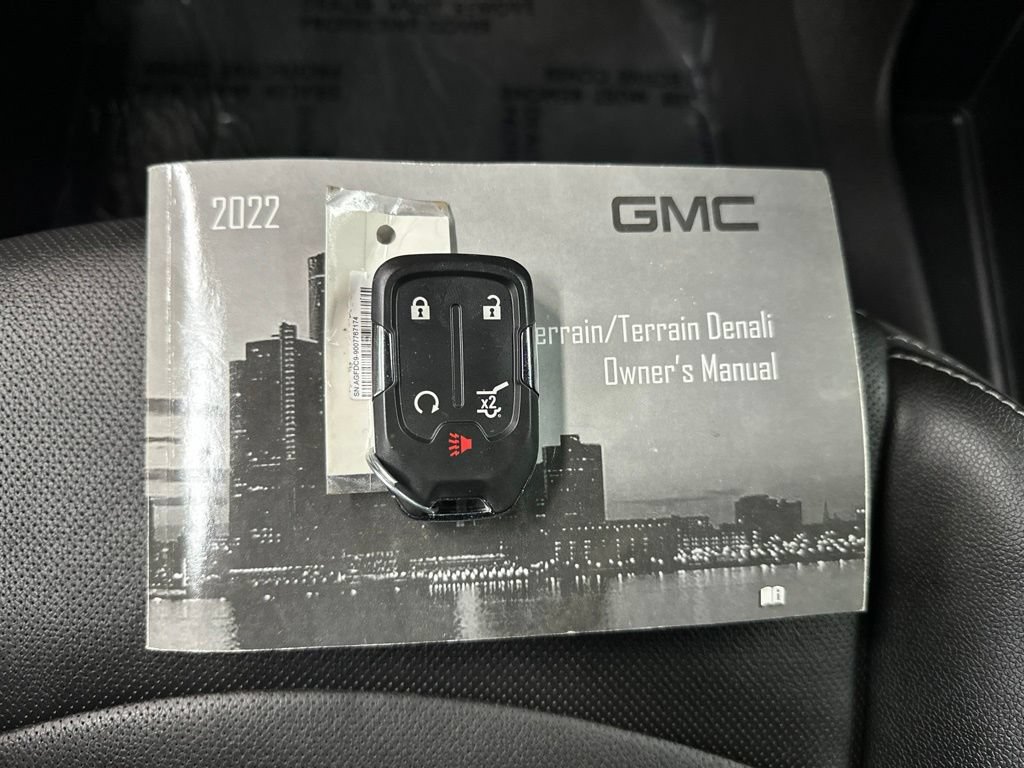 Used 2022 GMC Terrain SLT AWD/4WD image 40