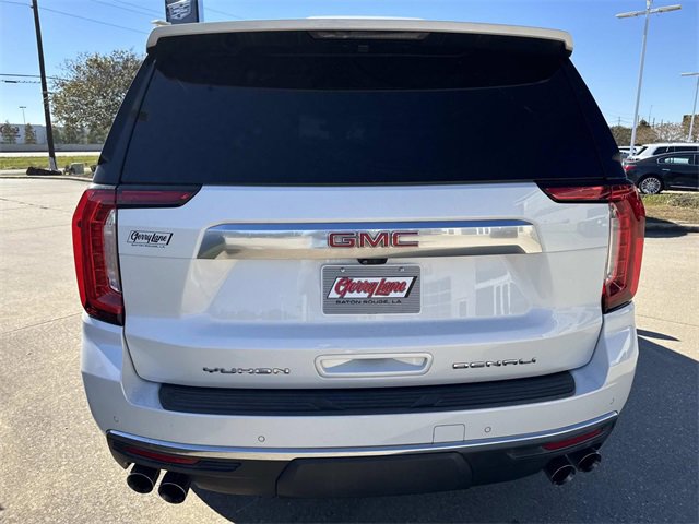 Used 2021 GMC Yukon Denali w/ Denali Premium Package image 6