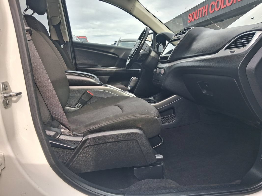 Used 2019 Dodge Journey SE w/ Premium Group AWD/4WD image 18