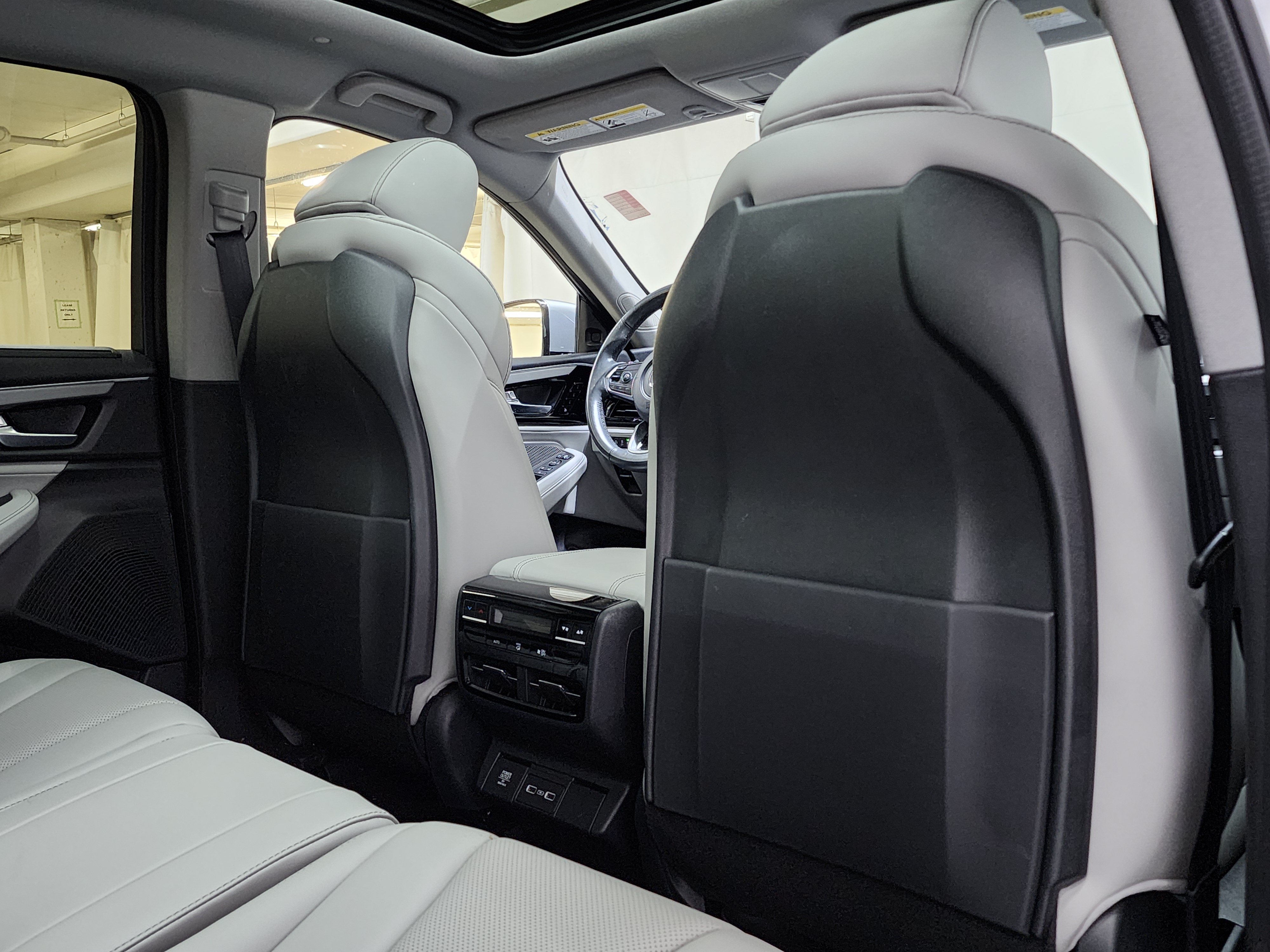 Certified 2024 Acura MDX w/ Technology Package AWD/4WD image 21