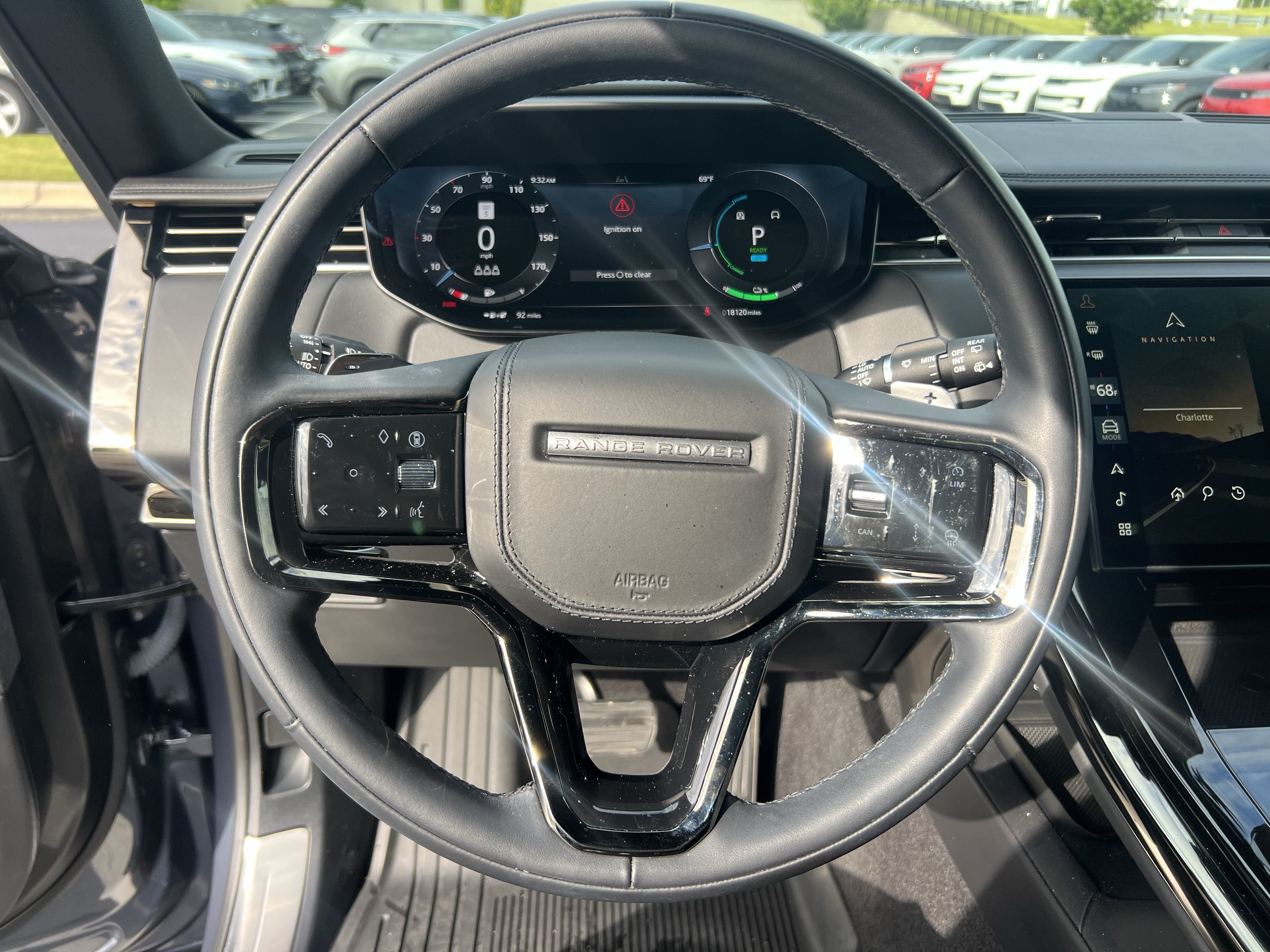 Used 2025 Land Rover Range Rover Sport Dynamic SE AWD/4WD image 18