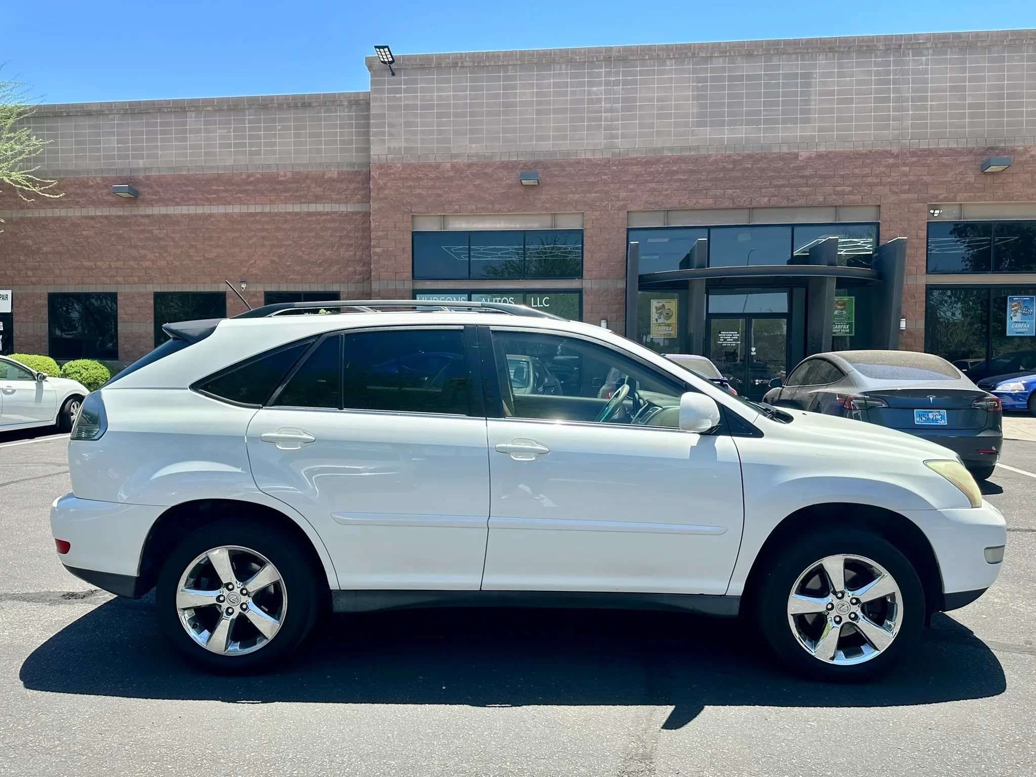 Used 2004 Lexus RX 330 FWD image 4