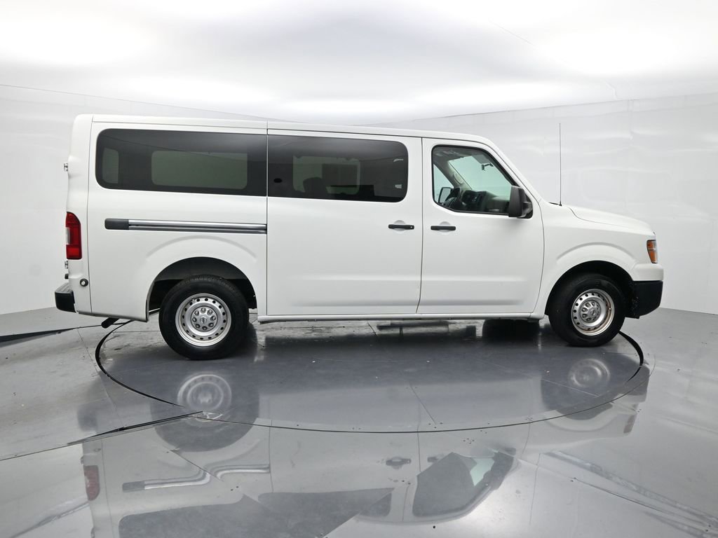Used 2018 Nissan NV 3500 S RWD image 4