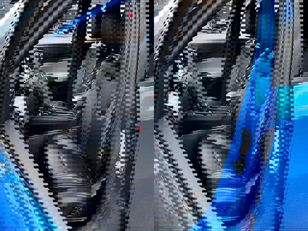 Used 2024 Jeep Compass Limited image 10