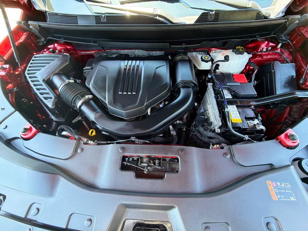 Used 2024 Chevrolet Traverse Z71 w/ LPO, Floor Liner Package AWD/4WD image 34