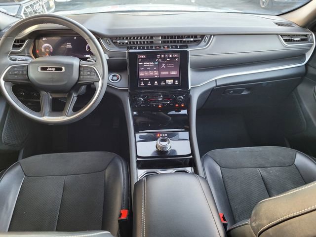 Certified 2023 Jeep Grand Cherokee Altitude RWD image 6