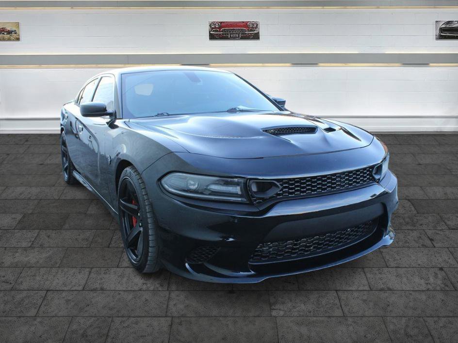 Used 2018 Dodge Charger SRT Hellcat w/ Harman/Kardon Audio Group RWD image 1