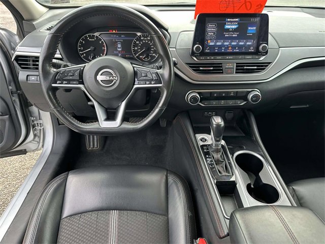 Used 2024 Nissan Altima 2.5 SR image 17