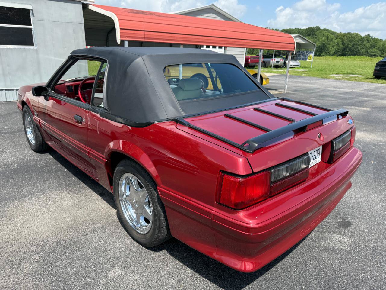 Used 1992 Ford Mustang GT RWD image 10