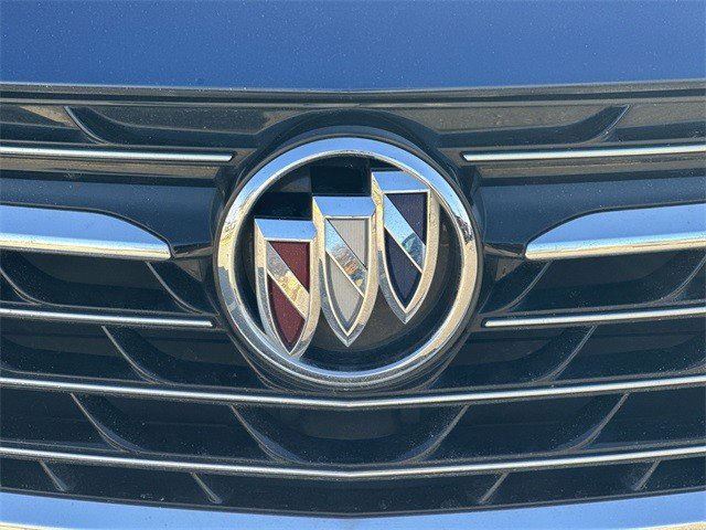 Used 2023 Buick Envision Essence image 33