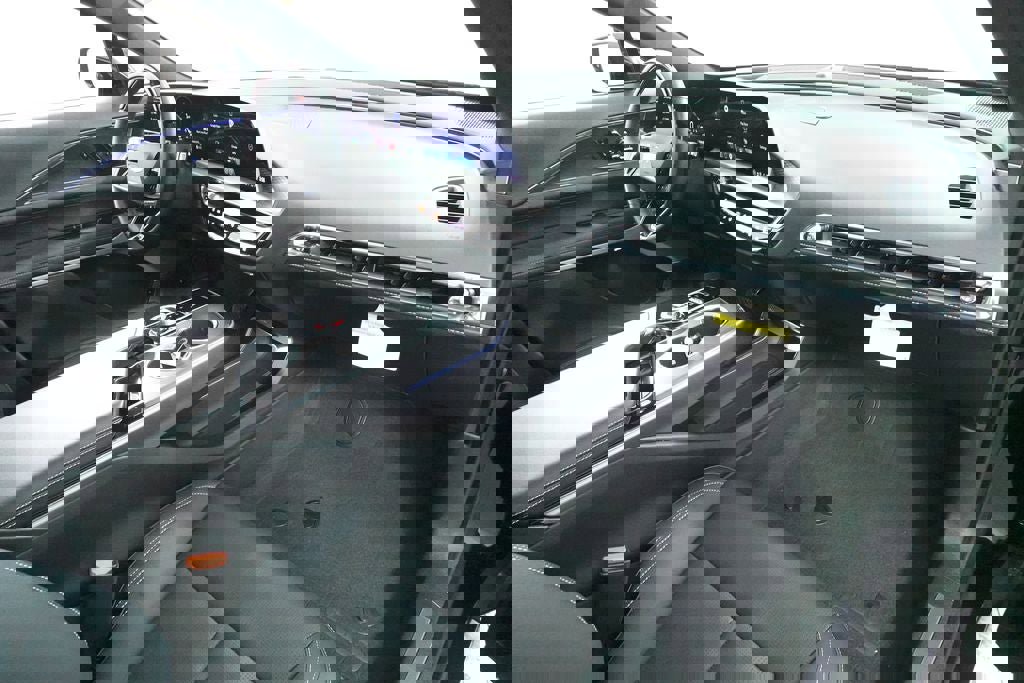 Used 2024 Cadillac Lyriq Luxury image 34