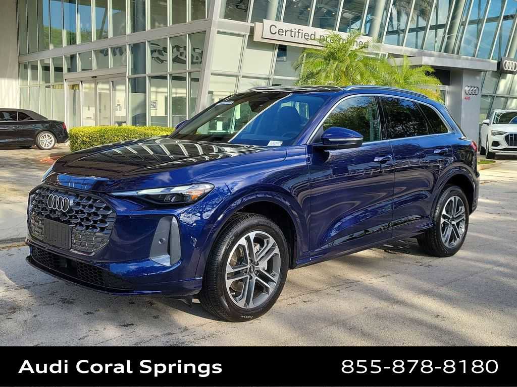 Certified 2025 Audi Q5 Premium w/ Convenience Package image 4