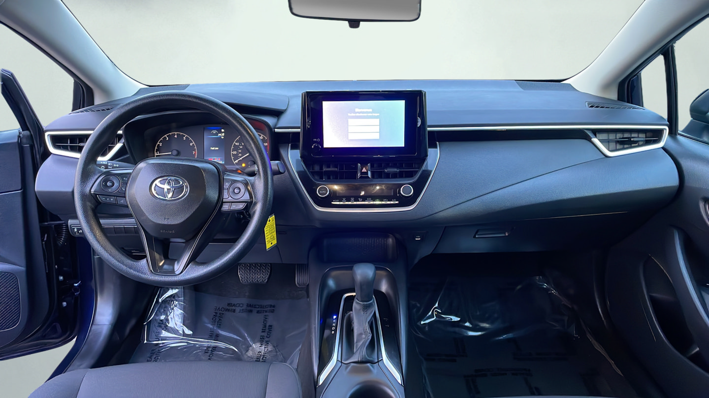 Certified 2025 Toyota Corolla LE FWD image 20