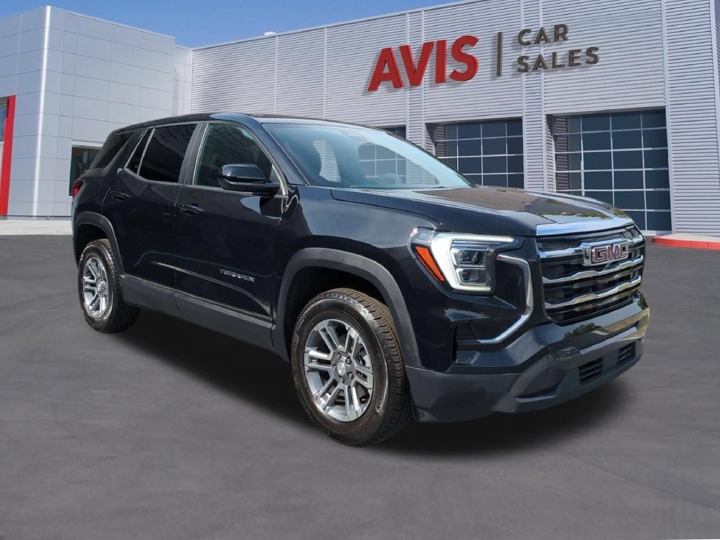 Used 2026 GMC Terrain Elevation FWD image 3