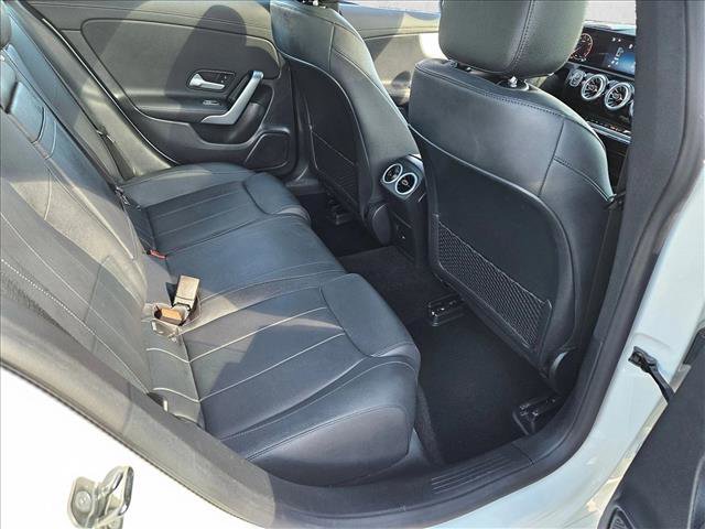 Used 2025 Mercedes-Benz CLA 250 image 20