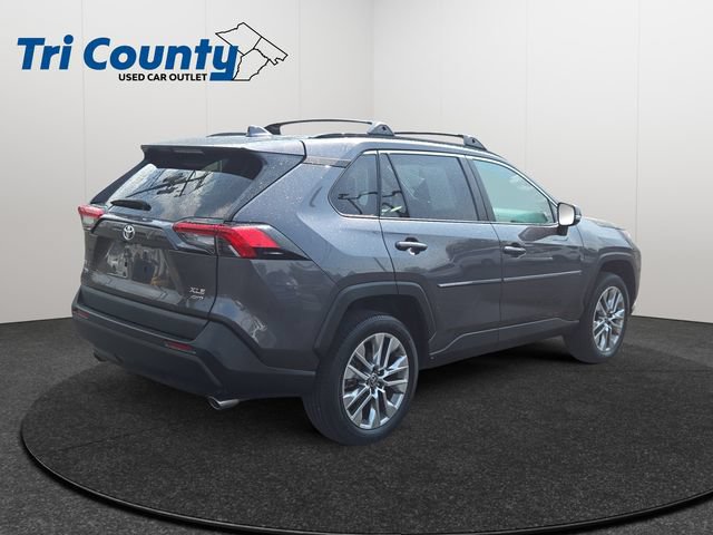 Used 2023 Toyota RAV4 XLE Premium AWD/4WD image 8