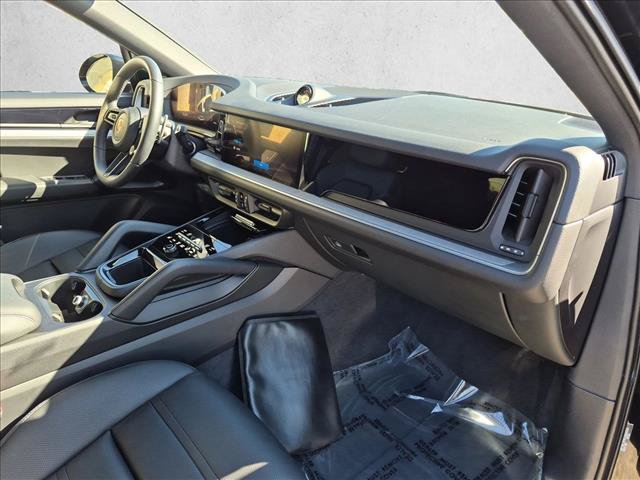 Used 2026 Porsche Cayenne S AWD/4WD image 22