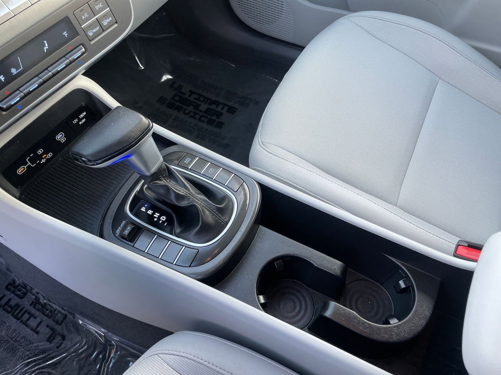 Used 2025 Hyundai Kona SEL image 41