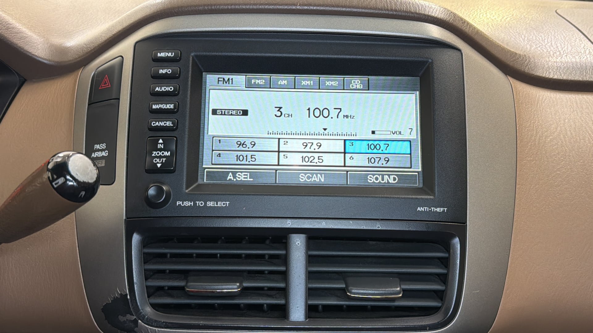 Used 2007 Honda Pilot EX-L image 25