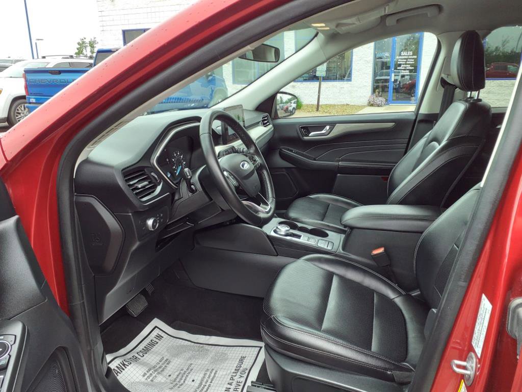 Certified 2022 Ford Escape SEL image 10
