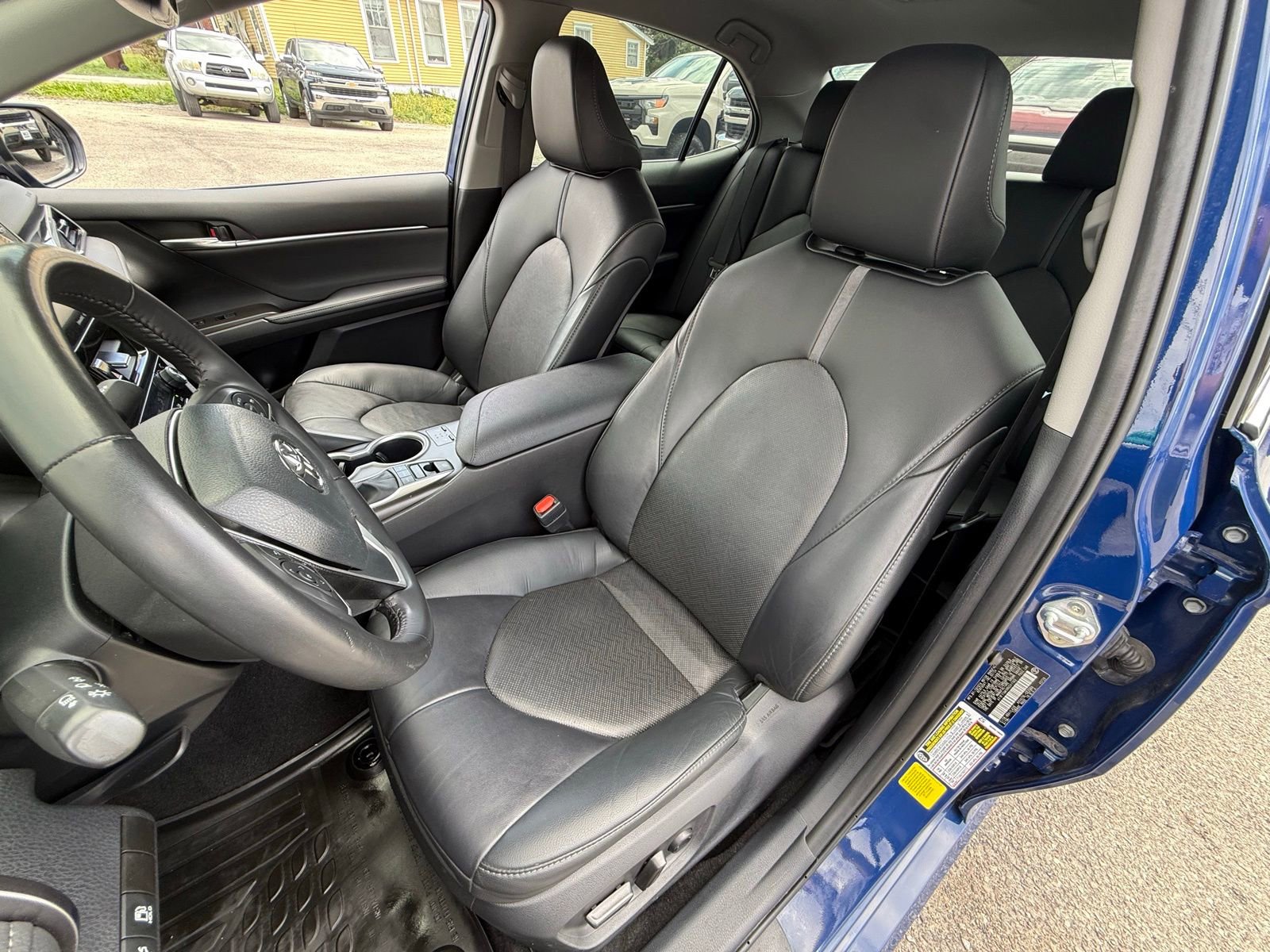 Used 2024 Toyota Camry XLE image 13