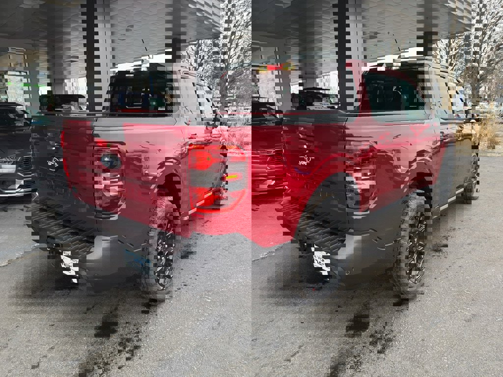 New 2026 Ford Maverick Lariat w/ Black Appearance Package image 5