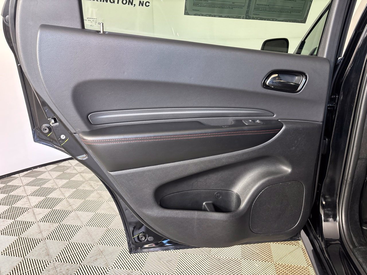Used 2025 Dodge Durango GT AWD/4WD image 22