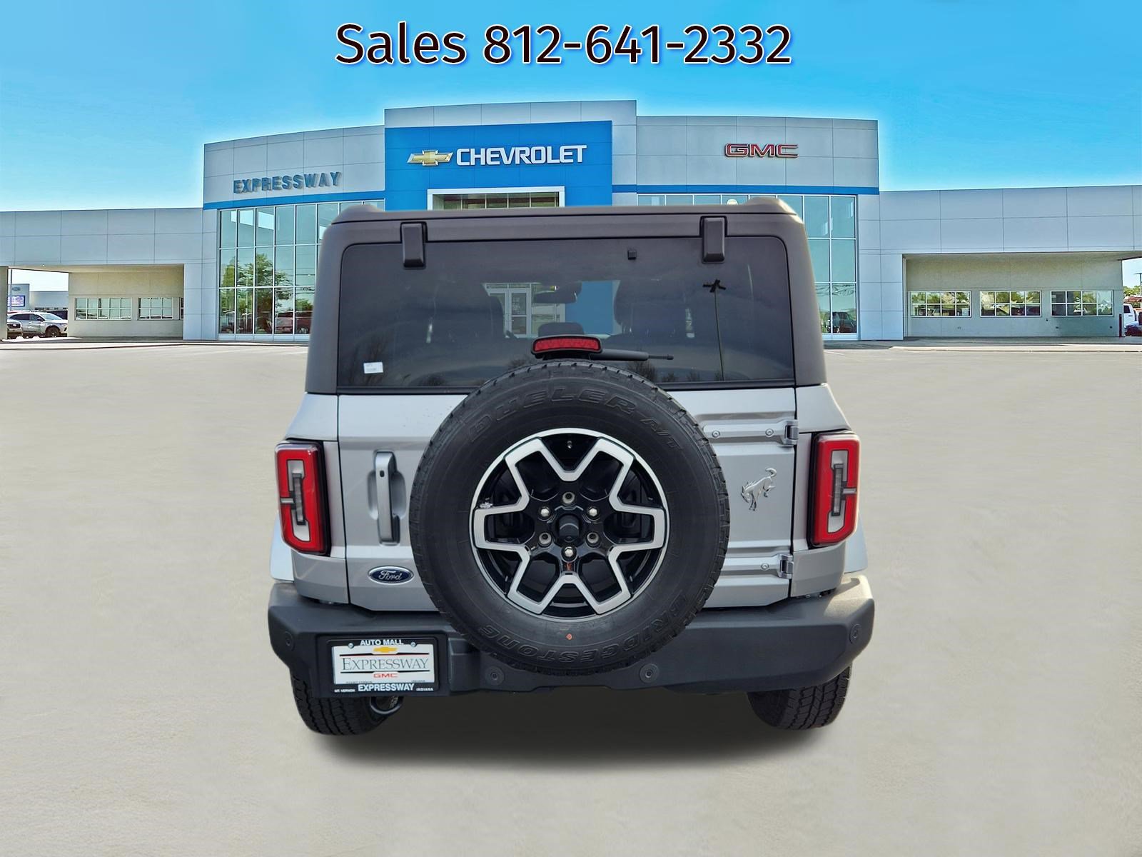 Used 2024 Ford Bronco Outer Banks image 6