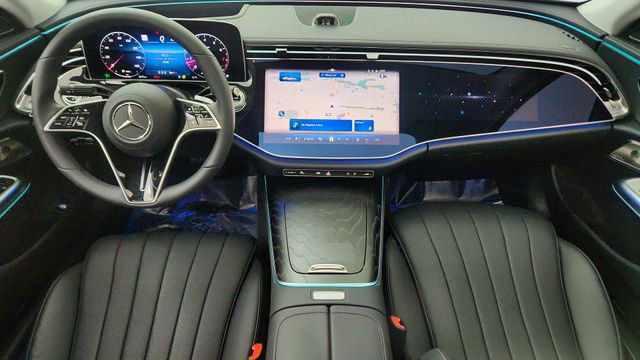 Used 2024 Mercedes-Benz E 350 4MATIC Sedan image 19