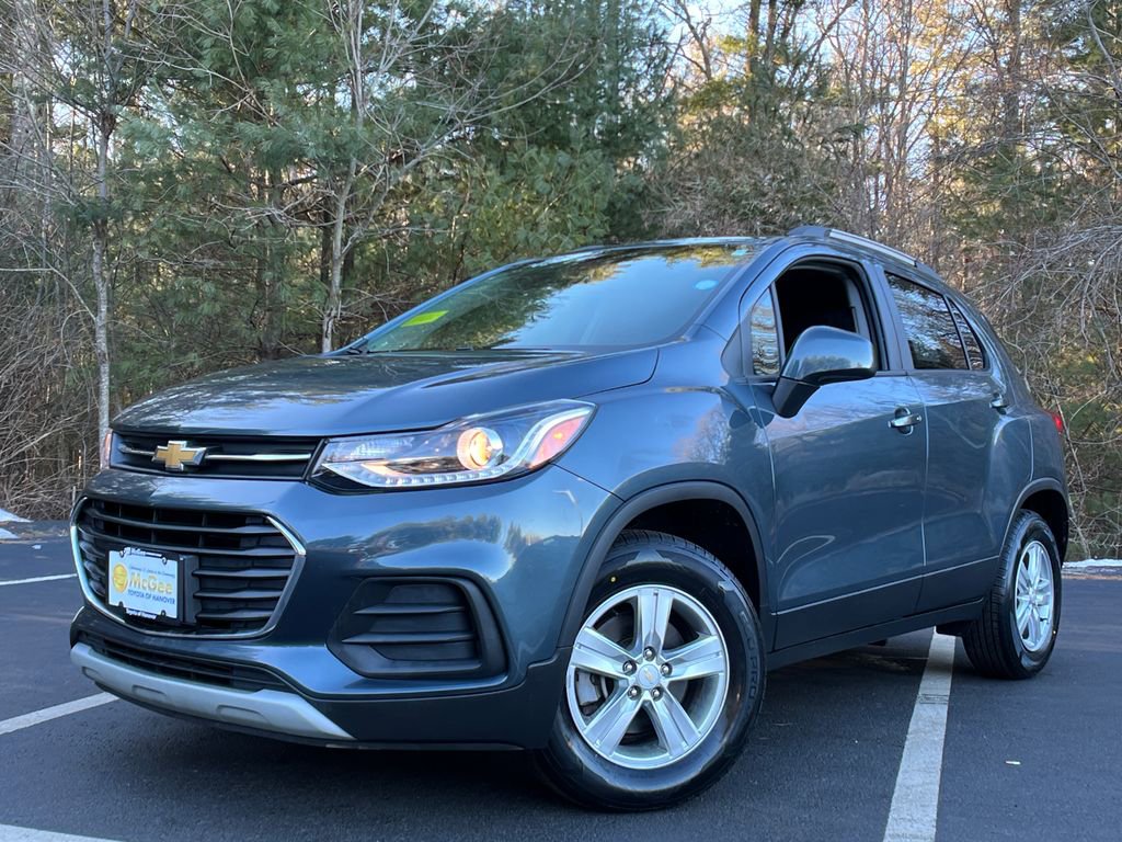 Used 2022 Chevrolet Trax LT w/ LT Convenience Package 360° Tour