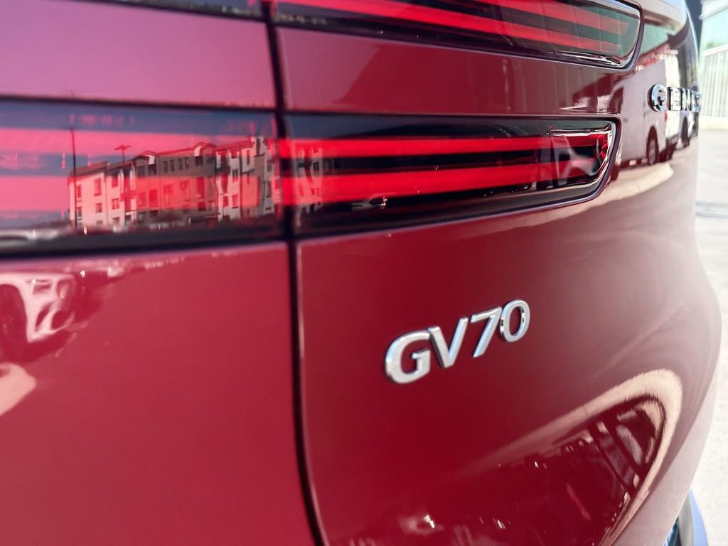 Used 2024 Genesis GV70 3.5T Sport AWD/4WD image 24